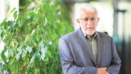 محبعلی: ظریف یا باید منطبق شود یا استعفا دهد