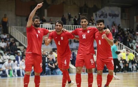 تیم ملی فوتسال، ازبکستان را گل باران کرد
