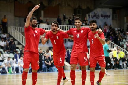 تیم ملی فوتسال، ازبکستان را گل باران کرد