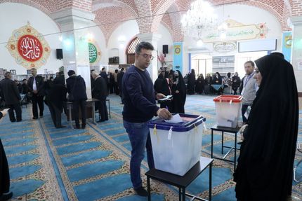 مشارکت ۲۵ میلیونی در انتخابات یازده اسفند ثبت شد
