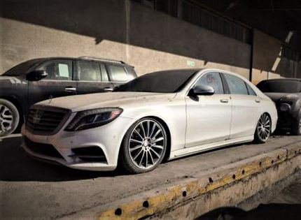 دو خودروی لوکس قاچاق در بندر خمیر کشف و توقیف شد