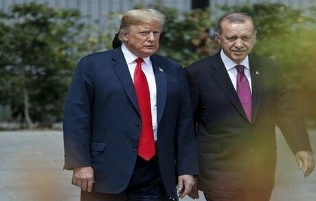 
آنکارا: اردوغان و ترامپ درباره عملیات "چشمه صلح" توافق کردند
