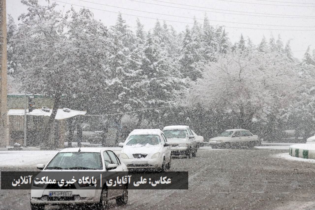 طراوت زمستانی ارومیه با اولین برف سال