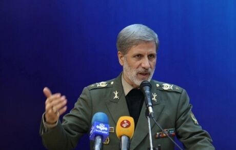 وزیر دفاع: به اوج فناوری‌های دفاعی در تحریم‌ها رسیدیم