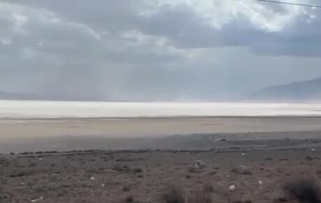 طوفان نمک دریاچه ارومیه / ویدئو