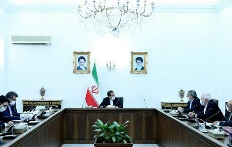 جهانگیری: موانع اعطای اقامت به سرمایه‌گذاران خارجی به سرعت رفع شود