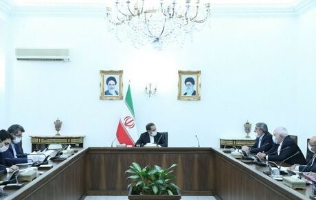 جهانگیری: موانع اعطای اقامت به سرمایه‌گذاران خارجی به سرعت رفع شود