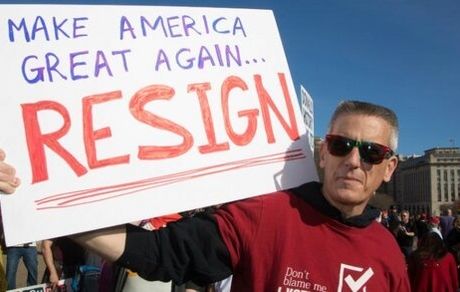 درخواست‌ها برای استیضاح ترامپ همچنان رو به افزایش است