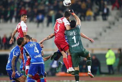 مدافع پرسپولیس، تراکتوری شد