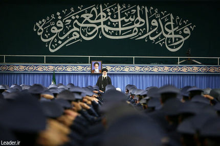 فردا، دیدار جمعی از فرماندهان نیروی هوایی و پدافند هوایی ارتش جمهوری اسلامی ایران با رهبر انقلاب