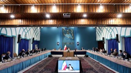 سازمان محیط زیست همه امکانات خود را برای حل مشکل گرد و غبار بسیج کند