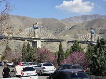 نیاز ١۵ همتی پل B1 کرج برای احداث دوباره