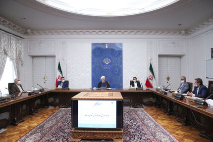 روحانی: بازی با قیمت ارز و سکه، عملیات روانی دشمن علیه اقتصاد ماست