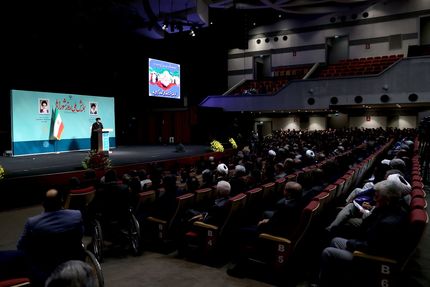 شوراها در چابک و فعالسازی شهرداریها نقشآفرین باشند