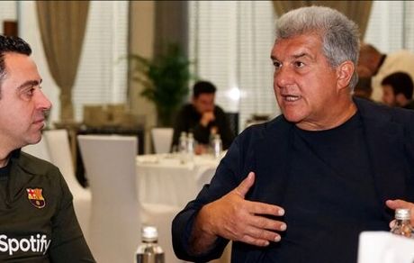 ژاوی سرمربی فصل آینده بارسلونا ماند