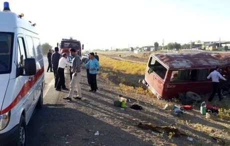 واژگونی مینی‌بوس در استان خراسان جنوبی چندین مصدوم بر جای گذاشت