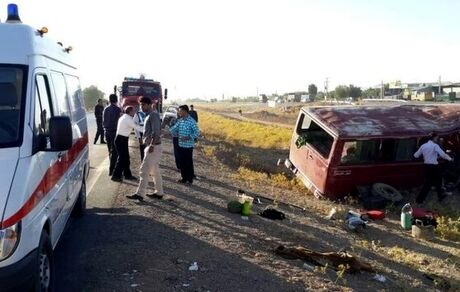 واژگونی مینی‌بوس در استان خراسان جنوبی چندین مصدوم بر جای گذاشت
