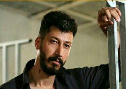 عکس | گریم دیدنی بهرام افشاری در «صحنه‌زنی»