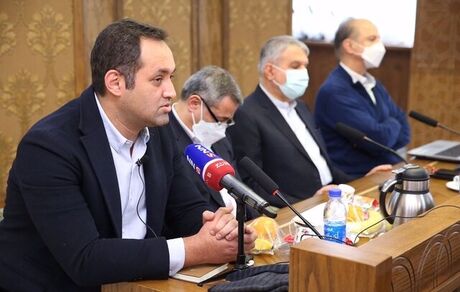 فخری: قول می دهیم لباس کاروان در بازیهای آسیایی بهترین باشد/دغدغه ما فدراسیونهای بلاتکلیف هستند