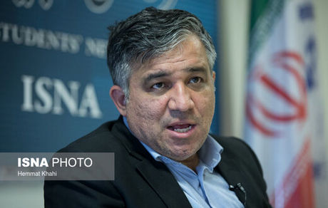 درخواست یک اصلاح طلب از مجلس اصولگرا: شرایط ارتباط با دنیای بیرون را فراهم کنید