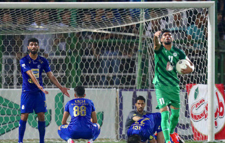 نوآوری سرمربی ایتالیایی در ترکیب استقلال