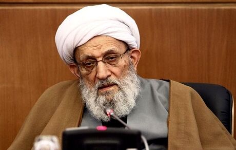جای خالی آیت‌الله در بین اصولگرایان ۵ ساله شد/ ناطق‌نوری نخ تسبیح وحدت می‌شود؟