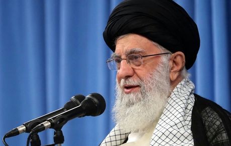 پخش زنده سخنرانی رهبر معظم انقلاب