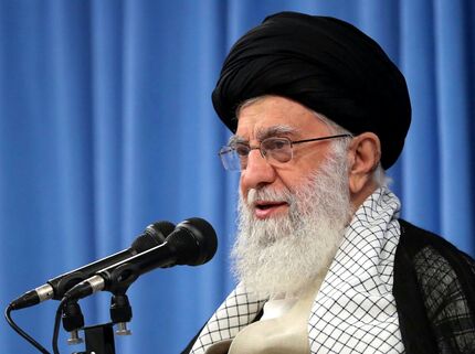 پخش زنده سخنرانی رهبر معظم انقلاب