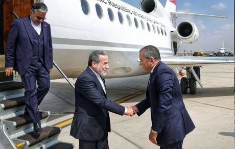 عراقچی وارد مصر شد
