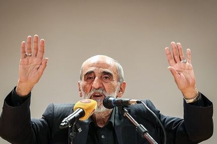 شریعتمداری: تشییع سردار سلیمانی نشان داد مردم مشکل را از مبانی انقلاب نمی‌دانند