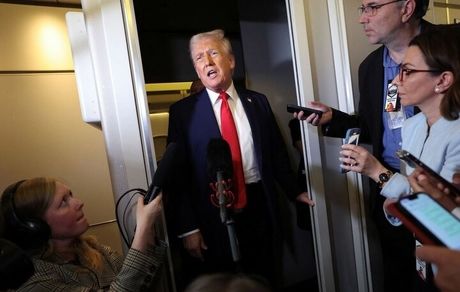 اولین واکنش ترامپ به مذاکره روز گذشته ایران و آمریکا در عمان