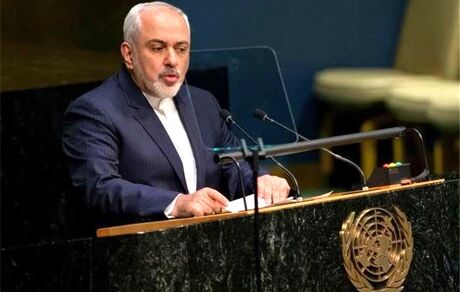 ظریف: آمریکا یا قانون را نمی‌فهمد یا سازمان ملل را
