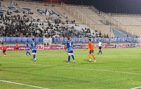 صعود استقلال خوزستان به رده نهم لیگ برتر فوتبال / مس بدون نویدکیا هم باخت