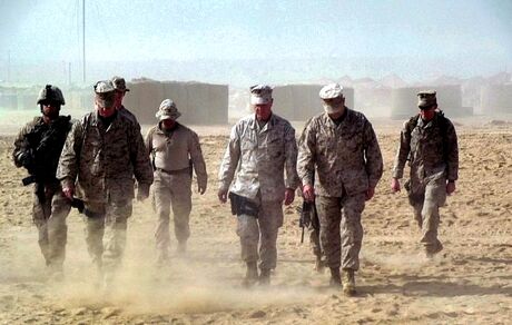 طالبان نیمی از ولسوالی‌ها را تحت کنترل دارند