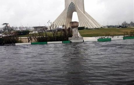 هشدار سیل در تهران طی امروز و فردا/ از کوهنوردی پرهیز کنید