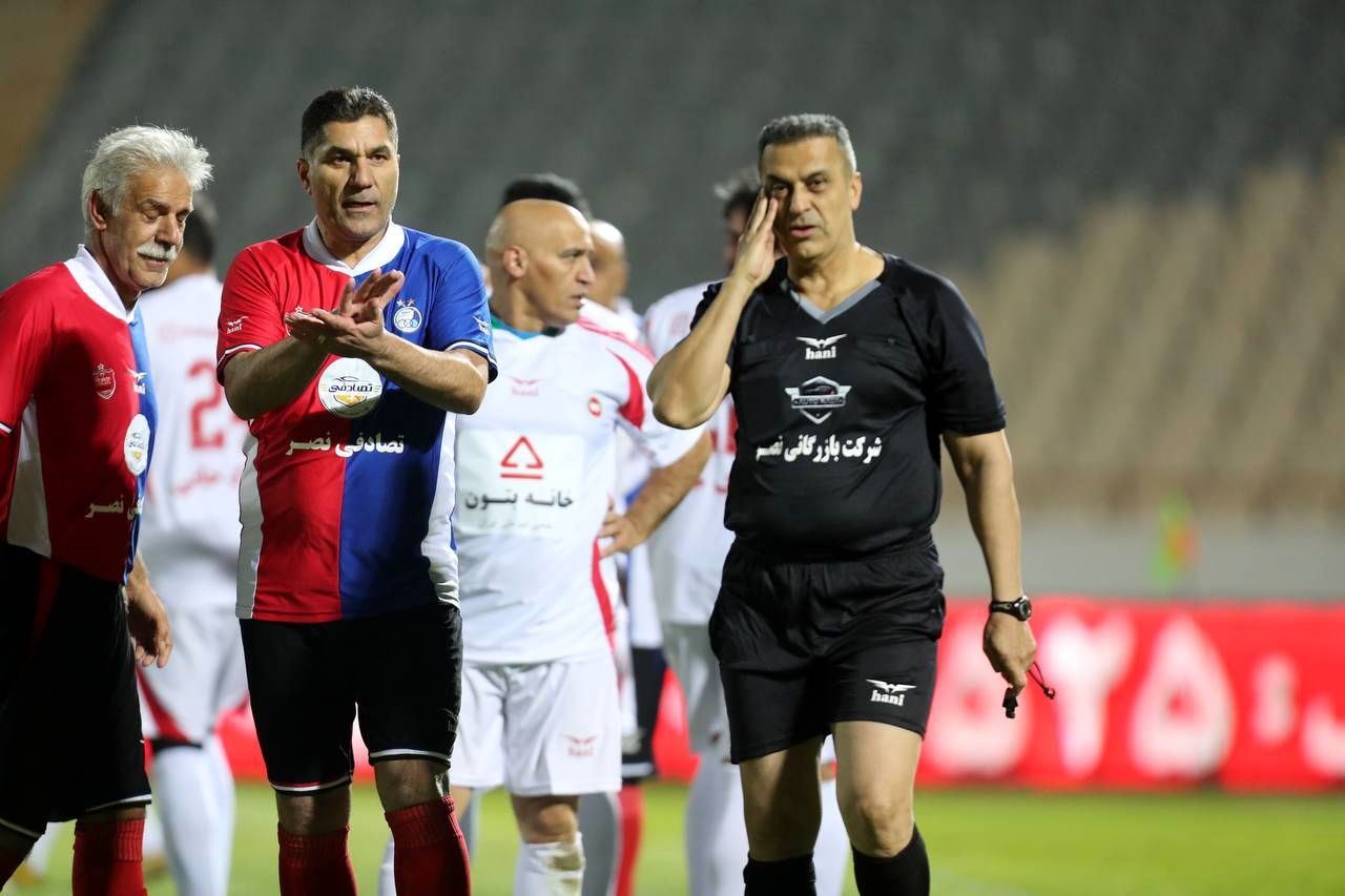 دیدار دوستانه منتخب ۹۸ و سرخابی‌ها 