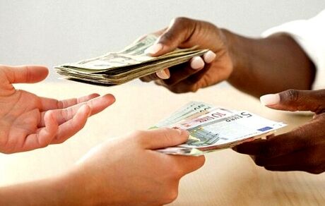 وضعیت فروش ارز اربعین در صرافی‌ها/ دینار را در صرافی‌های عراق و مرزی بگیرید