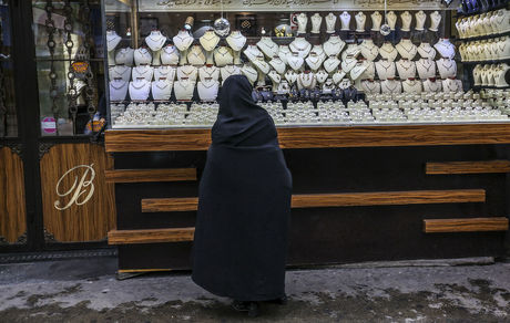 تکذیب اخذ مالیات ۲۵ درصدی از معامله‌گران طلا