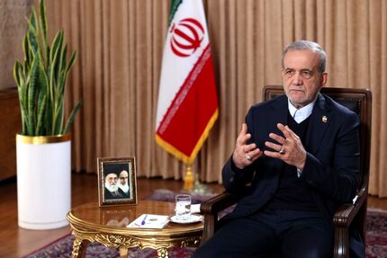 رئیس جمهور: ما قبول داریم مشکل داریم / دشمن در جنگ ۱۲ روزه شکست خورد