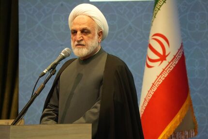محسنی اژه‌ای: همکاران و کارکنان قضایی متصف به صفت حسن‌خلق با مردم شوند