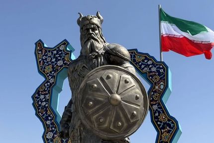 بزرگ‌ترین المان هنری شهر مشهد رونمایی می‌شود