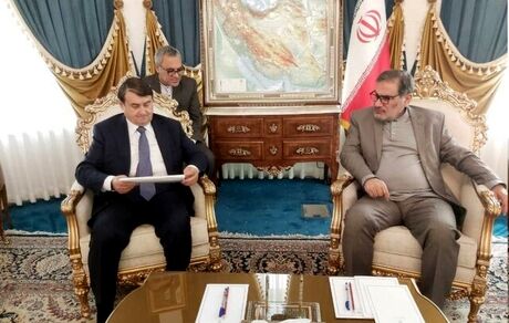 دیدار شمخانی با دستیار ویژه پوتین
