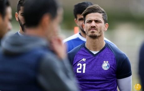 وریا غفوری با عذرخواهی به تمرینات استقلال بازگشت