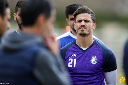 وریا غفوری با عذرخواهی به تمرینات استقلال بازگشت