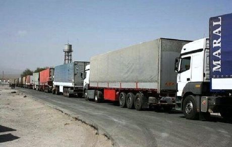 حمل ۲۰۰ هزار تن کالای اساسی توسط ناوگان باری آذربایجان‌غربی از بنادر جنوبی کشور 