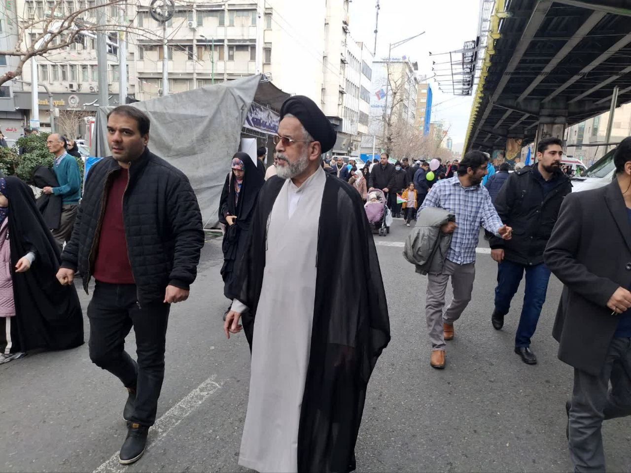 حضور آحاد مردم در راهپیمایی ۲۲ بهمن | تصاویر