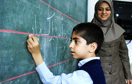  جزئیات شرایط استخدام ۲۵ هزار نفر از معلمان حق‌التدریس اعلام شد 