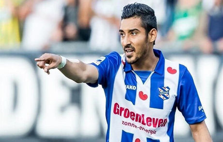 رضا گوچی و پسرش در کنار بابانوئل+عکس