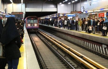 آتش سوزی در مترو تهران