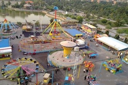 سقوط ترن در پارک شادی یزد / دو کودک مصدوم شدند